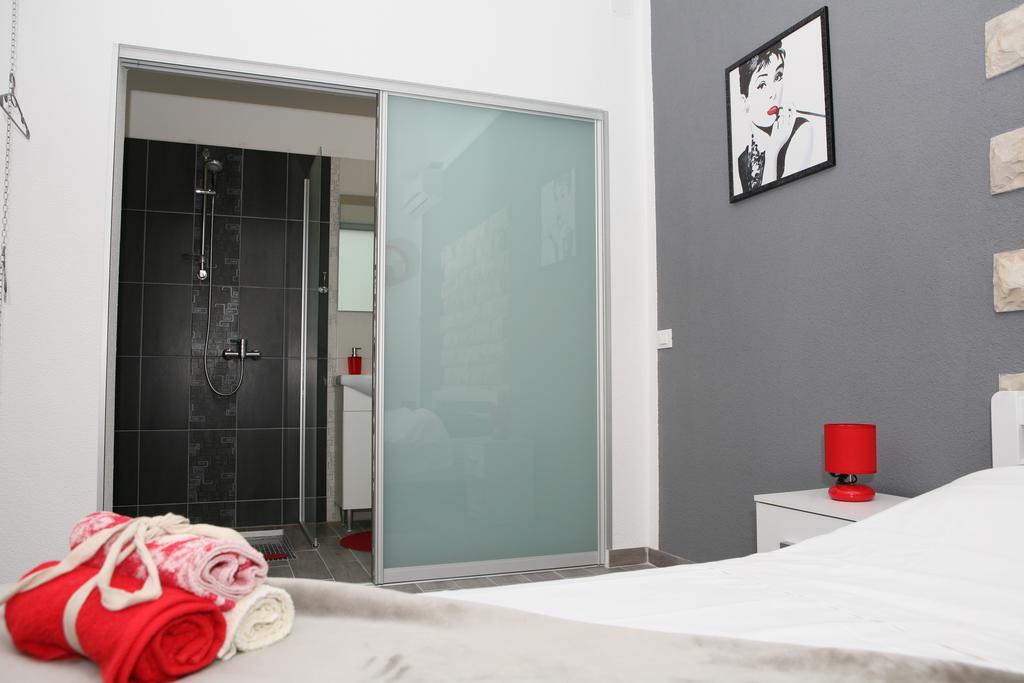 Apartments & Room Dijana Trogir Zimmer foto