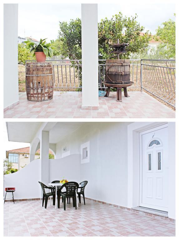 Apartments & Room Dijana Trogir Exterior foto